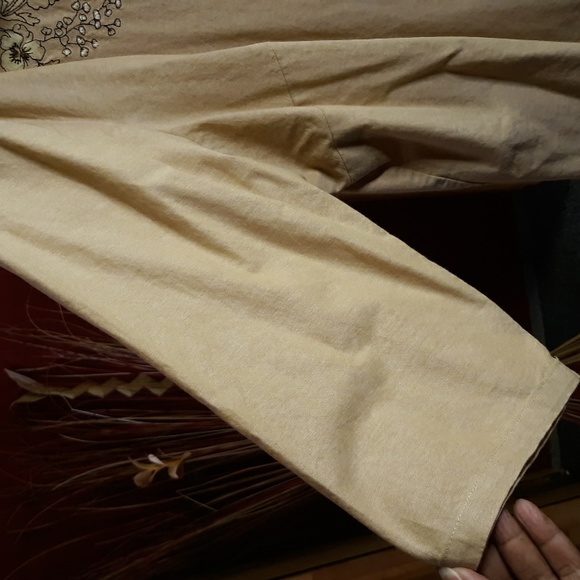 Classic Elements Woman Tan Shirt - Picture 5 of 7